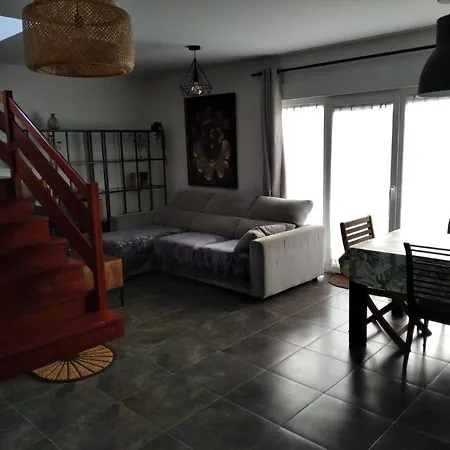 Con Piscina Entre Liencres Y Suances *