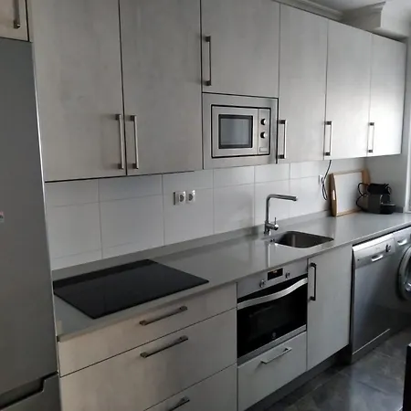 Chalet Con Piscina Entre Liencres Y Suances Cudon