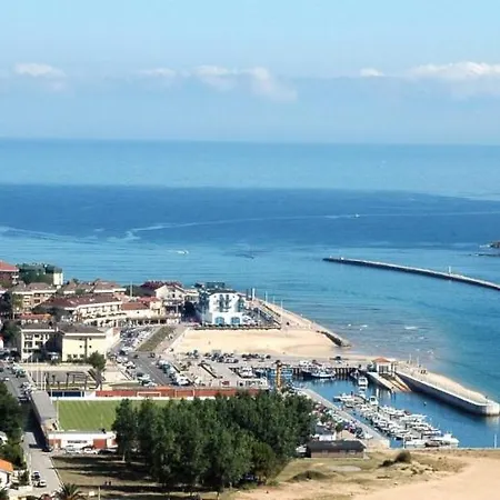 Chalet Con Piscina Entre Liencres Y Suances *